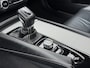 Volvo V90 2.0 D3 R-design Automaat | Bowers & Wilkins | Panoramadak | Lederen bekleding | LED verlichting | Elektrisch- verstelbare stoelen, achterklep & trekhaak | Stoelverwarming | Apple CarPlay/Android Auto | LET OP: olieverbruik 1l/1600 km
