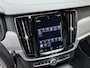Volvo V90 2.0 D3 R-design Automaat | Bowers & Wilkins | Panoramadak | Lederen bekleding | LED verlichting | Elektrisch- verstelbare stoelen, achterklep & trekhaak | Stoelverwarming | Apple CarPlay/Android Auto | LET OP: olieverbruik 1l/1600 km