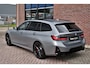 BMW 3-Serie Touring 330e xDrive M-Sport Pro Frozen-Grey Pano Trekh El-zetel HUD Merino-leder 19inch Adp-onderstel