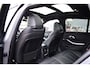 BMW 3-Serie Touring 330e xDrive M-Sport Pro Frozen-Grey Pano Trekh El-zetel HUD Merino-leder 19inch Adp-onderstel