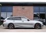BMW 3-Serie Touring 330e xDrive M-Sport Pro Frozen-Grey Pano Trekh El-zetel HUD Merino-leder 19inch Adp-onderstel