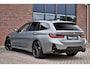 BMW 3-Serie Touring 330e xDrive M-Sport Pro Frozen-Grey Pano Trekh El-zetel HUD Merino-leder 19inch Adp-onderstel