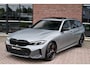 BMW 3-Serie Touring 330e xDrive M-Sport Pro Frozen-Grey Pano Trekh El-zetel HUD Merino-leder 19inch Adp-onderstel