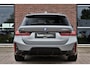 BMW 3-Serie Touring 330e xDrive M-Sport Pro Frozen-Grey Pano Trekh El-zetel HUD Merino-leder 19inch Adp-onderstel