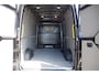 Volkswagen Crafter 35 2.0 TDI L3H3(L2H2) BLACK EDITION! AUT. LED, TREKHAAK, BETIMMERING, STOELVERWARMING, GEVEERDE ERGO COMFORT STOEL, CAMERA, NAVI, CRUISE, AIRCO, CARPLAY, PARKEERSENSOREN, MF STUURWIEL