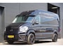 Volkswagen Crafter 35 2.0 TDI L3H3(L2H2) BLACK EDITION! AUT. LED, TREKHAAK, BETIMMERING, STOELVERWARMING, GEVEERDE ERGO COMFORT STOEL, CAMERA, NAVI, CRUISE, AIRCO, CARPLAY, PARKEERSENSOREN, MF STUURWIEL