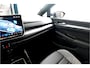 Volkswagen Golf 1.5 eHybrid GTE 200kW/272pk DSG6 PANORAMADAK + VIENNA LEDERPAKKET + EL.TREKHAAK + IQ LIGHT MATRIX LED + ASSIST PACK + EL.STOEL + DCC DYNAMIC CHASSIS + DISCOVER PRO + STOELVERWARMING&VENTILATIE + STUURVERWARMING + 360 CAMERA AREA VIEW + 18" LM-VELGEN!!