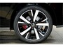 Volkswagen Golf 1.5 eHybrid GTE 200kW/272pk DSG6 PANORAMADAK + VIENNA LEDERPAKKET + EL.TREKHAAK + IQ LIGHT MATRIX LED + ASSIST PACK + EL.STOEL + DCC DYNAMIC CHASSIS + DISCOVER PRO + STOELVERWARMING&VENTILATIE + STUURVERWARMING + 360 CAMERA AREA VIEW + 18" LM-VELGEN!!