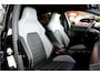Volkswagen Golf 1.5 eHybrid GTE 200kW/272pk DSG6 PANORAMADAK + VIENNA LEDERPAKKET + EL.TREKHAAK + IQ LIGHT MATRIX LED + ASSIST PACK + EL.STOEL + DCC DYNAMIC CHASSIS + DISCOVER PRO + STOELVERWARMING&VENTILATIE + STUURVERWARMING + 360 CAMERA AREA VIEW + 18" LM-VELGEN!!