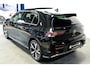 Volkswagen Golf 1.5 eHybrid GTE 200kW/272pk DSG6 PANORAMADAK + VIENNA LEDERPAKKET + EL.TREKHAAK + IQ LIGHT MATRIX LED + ASSIST PACK + EL.STOEL + DCC DYNAMIC CHASSIS + DISCOVER PRO + STOELVERWARMING&VENTILATIE + STUURVERWARMING + 360 CAMERA AREA VIEW + 18" LM-VELGEN!!