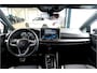 Volkswagen Golf 1.5 eHybrid GTE 200kW/272pk DSG6 PANORAMADAK + VIENNA LEDERPAKKET + EL.TREKHAAK + IQ LIGHT MATRIX LED + ASSIST PACK + EL.STOEL + DCC DYNAMIC CHASSIS + DISCOVER PRO + STOELVERWARMING&VENTILATIE + STUURVERWARMING + 360 CAMERA AREA VIEW + 18" LM-VELGEN!!