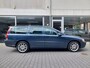 Volvo V70 2.4 Edition Sport Xenon Leer Navi Clima Stoelverwarming Spoiler Trekhaak 17 inch Electrisch verstelbare stoel PDC NAP