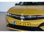 Opel Astra 1.6 Turbo Plug In Hybrid Ultimate | Schuif-Kanteldak | Suede Bekleding | Camera | Navigatie | Head-Up | Verwarmde Stoelen | LED |