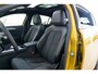 Opel Astra 1.6 Turbo Plug In Hybrid Ultimate | Schuif-Kanteldak | Suede Bekleding | Camera | Navigatie | Head-Up | Verwarmde Stoelen | LED |