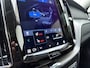 Volvo XC60 T6 350PK AWD Ultimate Dark / Long range / Luchtvering / HUD / Panorama dak / Trekhaak /