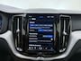 Volvo XC60 T6 350PK AWD Ultimate Dark / Long range / Luchtvering / HUD / Panorama dak / Trekhaak /