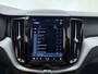 Volvo XC60 T6 350PK AWD Ultimate Dark / Long range / Luchtvering / HUD / Panorama dak / Trekhaak /