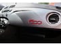 Fiat 500 1.2 Sport | Sportstoelen | 16 inch lichtmetalen velgen | Parkeersensoren | Donker glas