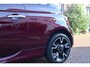 Fiat 500 1.2 Rockstar | Bordeaux Metallic | Apple CarPlay | Panoramadak | Navigatie | Cruise Control | 16 inch LMV
