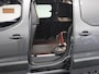 Peugeot e-Partner 136PK L1 50 kWh | NIEUW!! | 3 Zits | AUTOMAAT | AppleCarPlay/AndroidAuto | Keyless | Camera | Climate Control | Cruise Control | 2x Schuifdeur | LMV | Navigatie | Laadvloer | Parkeersensoren |