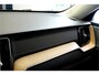 Volvo XC60 2.0 T8 AWD 335kW/456pk Aut8 Recharge Ultra Bright Executive LUCHTVERING + BOWERS&WILKINS + EL.TREKHAAK + PANORAMADAK + BLIS + HEAD-UP + PILOT ASSIST + STOELVERWARMING/-VENTILATIE/-MASSAGE + ADAPT.CRUISE + 360 CAMERA + STUURVERWARMING + 21" LM-VELGEN!