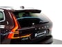 Volvo XC60 2.0 T8 AWD 335kW/456pk Aut8 Recharge Ultra Bright Executive LUCHTVERING + BOWERS&WILKINS + EL.TREKHAAK + PANORAMADAK + BLIS + HEAD-UP + PILOT ASSIST + STOELVERWARMING/-VENTILATIE/-MASSAGE + ADAPT.CRUISE + 360 CAMERA + STUURVERWARMING + 21" LM-VELGEN!