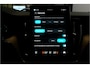 Volvo XC60 2.0 T8 AWD 335kW/456pk Aut8 Recharge Ultra Bright Executive LUCHTVERING + BOWERS&WILKINS + EL.TREKHAAK + PANORAMADAK + BLIS + HEAD-UP + PILOT ASSIST + STOELVERWARMING/-VENTILATIE/-MASSAGE + ADAPT.CRUISE + 360 CAMERA + STUURVERWARMING + 21" LM-VELGEN!
