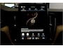 Volvo XC60 2.0 T8 AWD 335kW/456pk Aut8 Recharge Ultra Bright Executive LUCHTVERING + BOWERS&WILKINS + EL.TREKHAAK + PANORAMADAK + BLIS + HEAD-UP + PILOT ASSIST + STOELVERWARMING/-VENTILATIE/-MASSAGE + ADAPT.CRUISE + 360 CAMERA + STUURVERWARMING + 21" LM-VELGEN!