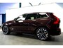Volvo XC60 2.0 T8 AWD 335kW/456pk Aut8 Recharge Ultra Bright Executive LUCHTVERING + BOWERS&WILKINS + EL.TREKHAAK + PANORAMADAK + BLIS + HEAD-UP + PILOT ASSIST + STOELVERWARMING/-VENTILATIE/-MASSAGE + ADAPT.CRUISE + 360 CAMERA + STUURVERWARMING + 21" LM-VELGEN!