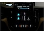 Volvo XC60 2.0 T8 AWD 335kW/456pk Aut8 Recharge Ultra Bright Executive LUCHTVERING + BOWERS&WILKINS + EL.TREKHAAK + PANORAMADAK + BLIS + HEAD-UP + PILOT ASSIST + STOELVERWARMING/-VENTILATIE/-MASSAGE + ADAPT.CRUISE + 360 CAMERA + STUURVERWARMING + 21" LM-VELGEN!