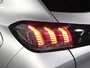 Peugeot e-208 EV Allure Pack 50 kWh 136PK | 1ste eigenaar | ACCU 99% | Camera | AppleCarPlay/AndroidAuto | Armsteun | LEER/Stof | LED | Climate Control | Cruise Control | AUTOMAAT | Parkeersensoren | Isofix | Privacy Glass |