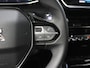 Peugeot e-208 EV Allure Pack 50 kWh 136PK | 1ste eigenaar | ACCU 99% | Camera | AppleCarPlay/AndroidAuto | Armsteun | LEER/Stof | LED | Climate Control | Cruise Control | AUTOMAAT | Parkeersensoren | Isofix | Privacy Glass |