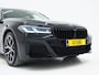 BMW 5-Serie Touring 530e M Sport Shadow Line | Panoramadak | Leder | LaserLED | HUD | Keyless | Sfeerlicht | Camera | Dodehoek