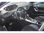 Peugeot 308 SW 1.2 PureTech Blue Lease Premium AUTOMAAT NAVI ALCANTARA DENON CAMERA CRUISE KEYLESS 18 INCH TREKHAAK RIJKLAARPRIJS!