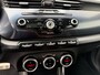 Alfa Romeo Giulietta 1.4 T Distinctive Pano AUTOMAAT LM Navi --Inruil Mogelijk--