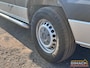 Volkswagen Crafter L2H2 - 2.0L - Zilvergrijs - Trekhaak- Airco - Als nieuw!!