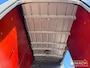 Volkswagen Crafter L2H2 - 2.0L - Zilvergrijs - Trekhaak- Airco - Als nieuw!!