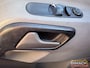 Volkswagen Crafter L2H2 - 2.0L - Zilvergrijs - Trekhaak- Airco - Als nieuw!!