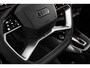 Audi Q4 e-tron S edition Competition | Achterklep, automatisch bedienbaar | Achteruitrijcamera | Adaptive cruise control
