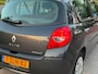 Renault Clio 1.2-16V Authentique