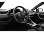 Toyota RAV4 2.5 Hybrid Bi-Tone | Navigatie | Leder | 360 camera | Digitale binnenspiegel | Dodehoek detectie | Stoelverwarming | JBL | Apple Carplay / Android Auto | 19 inch