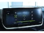 Peugeot 2008 1.2 Turbo Allure | Adapt. Cruise | Trekhaak | Camera | Keyless | LED | Navi | Carplay | Climate | i-Cockpit | LMV |