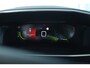 Peugeot 2008 1.2 Turbo Allure | Adapt. Cruise | Trekhaak | Camera | Keyless | LED | Navi | Carplay | Climate | i-Cockpit | LMV |