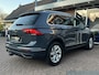 Volkswagen Tiguan 1.5 TSI Elegance Elek. Trekhaak | Winter Pakket | Adapt. Cruise | Matrix LED | Camera | Dig. Dash