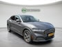 Ford Mustang Mach-E RWD 75 kWh | SOH 95% | Trekhaak | CarPlay | Stoel- en stuurverwarming | 1e eigenaar | Incl. BTW