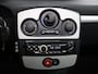 Renault Clio Estate 1.2 TCE Expression Airco, Elektrisch glazen schuif-/kanteldak, Buitenspiegels elektrisch verstel- en verwarmbaar, Dakrails, Navigatiesysteem uitneembaar Ruime en praktische gezinsauto met veel bagageruimte en comfortabele rijeigenschappen. Zuinige benzinemotor, ideaal voor dagelijks gebruik, vakantie of het hele gezin.