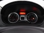 Renault Clio Estate 1.2 TCE Expression Airco, Elektrisch glazen schuif-/kanteldak, Buitenspiegels elektrisch verstel- en verwarmbaar, Dakrails, Navigatiesysteem uitneembaar Ruime en praktische gezinsauto met veel bagageruimte en comfortabele rijeigenschappen. Zuinige benzinemotor, ideaal voor dagelijks gebruik, vakantie of het hele gezin.