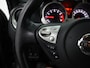 Nissan Juke 1.2 DIG-T S/S N-Connecta Achteruitrijcamera, Bluetooth, Cruise control, Keyless entry, Lederen bekleding, Buitenspiegels elektrisch verstel- en verwarmbaar Stap in deze Nissan Juke 1.2 DIG-T S/S N-Connecta en ervaar de perfecte combinatie van stijl, comfort en rijplezier. Het ruime interieur biedt volop plaats voor zowel bestuurder als passagier