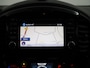 Nissan Juke 1.2 DIG-T S/S N-Connecta Achteruitrijcamera, Bluetooth, Cruise control, Keyless entry, Lederen bekleding, Buitenspiegels elektrisch verstel- en verwarmbaar Stap in deze Nissan Juke 1.2 DIG-T S/S N-Connecta en ervaar de perfecte combinatie van stijl, comfort en rijplezier. Het ruime interieur biedt volop plaats voor zowel bestuurder als passagier