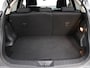 Nissan Juke 1.2 DIG-T S/S N-Connecta Achteruitrijcamera, Bluetooth, Cruise control, Keyless entry, Lederen bekleding, Buitenspiegels elektrisch verstel- en verwarmbaar Stap in deze Nissan Juke 1.2 DIG-T S/S N-Connecta en ervaar de perfecte combinatie van stijl, comfort en rijplezier. Het ruime interieur biedt volop plaats voor zowel bestuurder als passagier